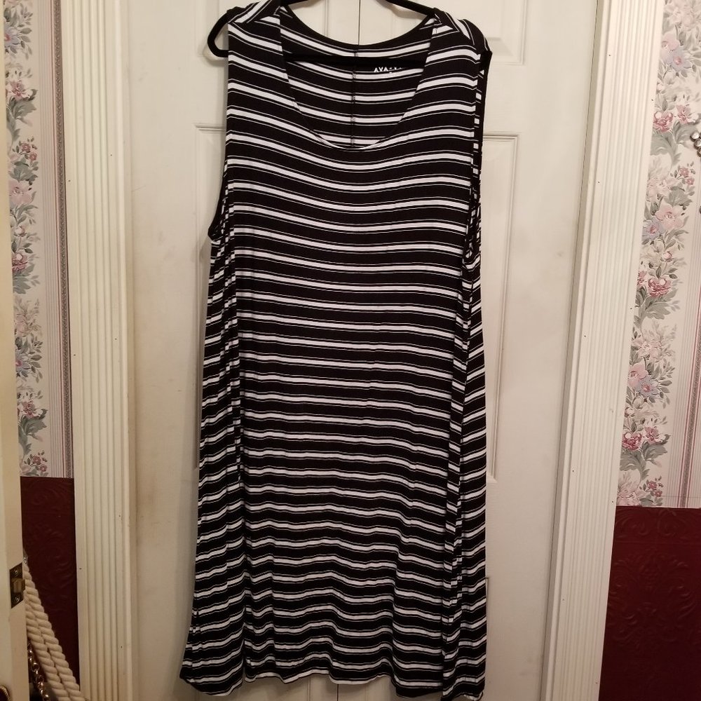 Sleeveless jersey knit dress